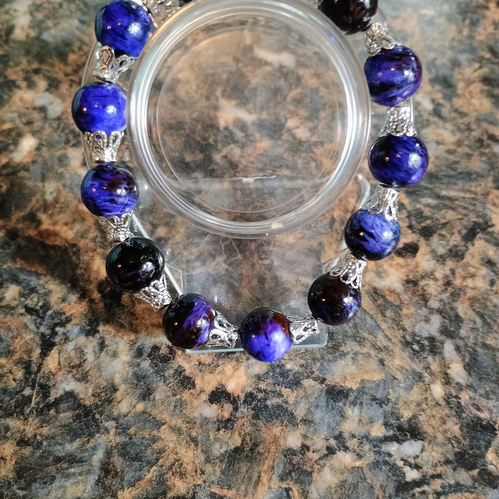 Elegant Blue and Black Beaded Bracelet